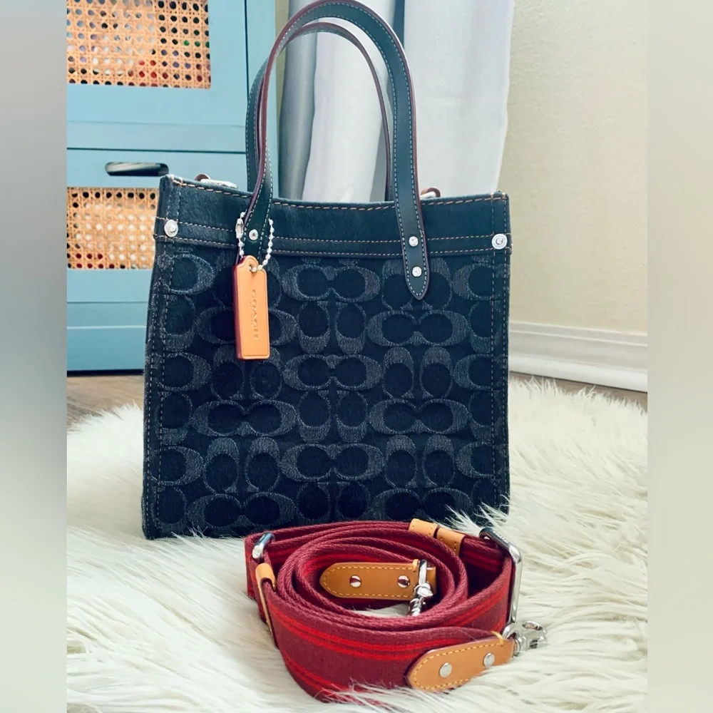 Coach Field Tote 22 Signature Denim Black FINAL MARK DOWN - Picture 5 of 15